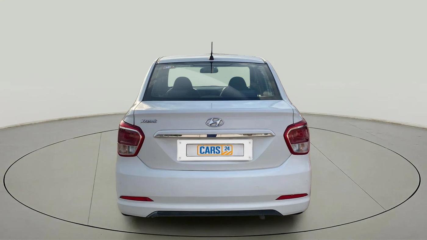 2014 Hyundai Xcent S (O) 1.2, Petrol, Manual, 50,185 km, Back/Rear