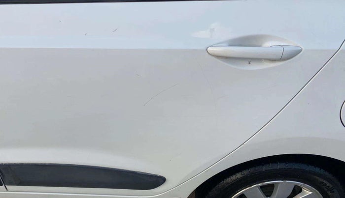 2014 Hyundai Xcent S (O) 1.2, Petrol, Manual, 50,185 km, Rear left door - Minor scratches