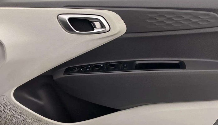 2020 Hyundai GRAND I10 NIOS SPORTZ AMT 1.2 KAPPA VTVT, Petrol, Automatic, 14,915 km, Driver Side Door Panels Control