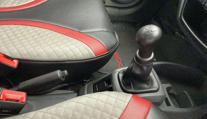 2017 Maruti Alto 800 LXI, Petrol, Manual, 32,239 km, Gear Lever