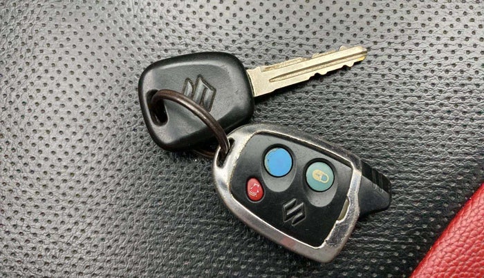 2017 Maruti Alto 800 LXI, Petrol, Manual, 32,239 km, Key Close Up