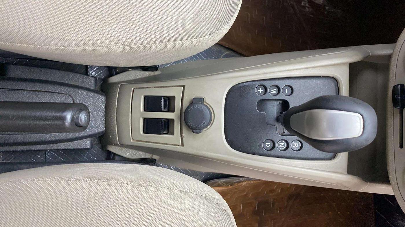 2016 Maruti Alto K10 VXI AMT, Petrol, Automatic, 1,13,422 km, Gear Lever
