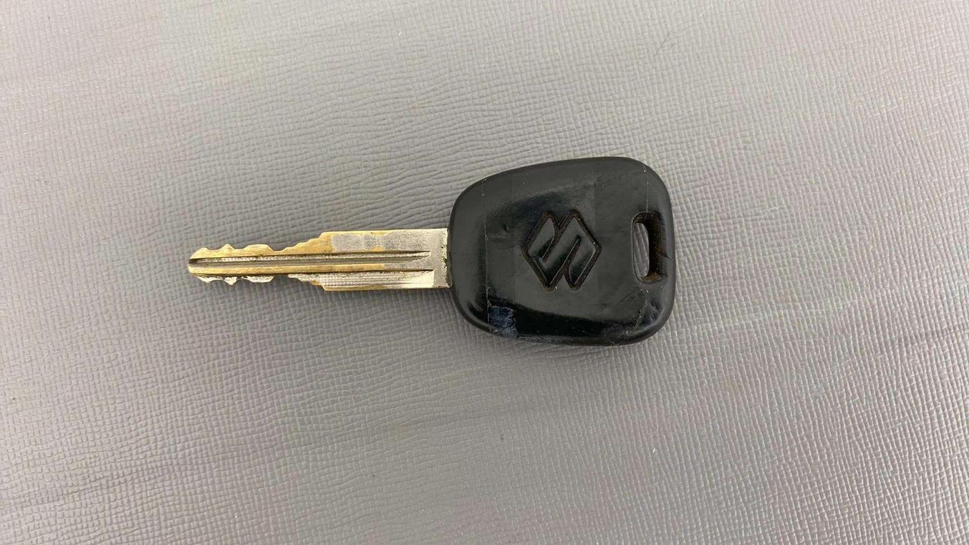 2016 Maruti Alto K10 VXI AMT, Petrol, Automatic, 1,13,422 km, Key Close Up