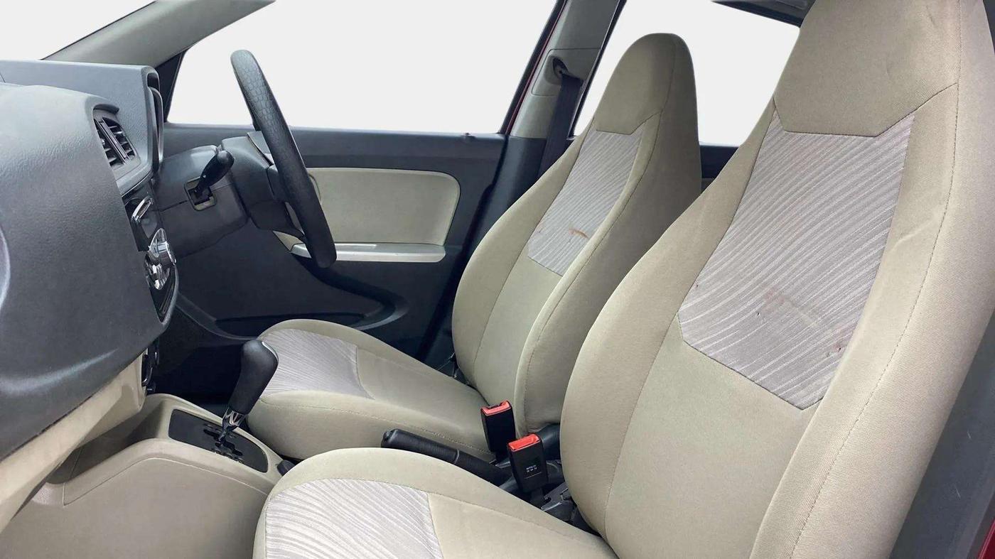 2016 Maruti Alto K10 VXI AMT, Petrol, Automatic, 1,13,422 km, Right Side Front Door Cabin