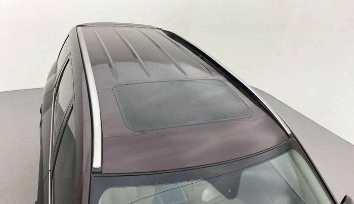 2018 Mahindra XUV500 W11, Diesel, Manual, 60,114 km, Roof