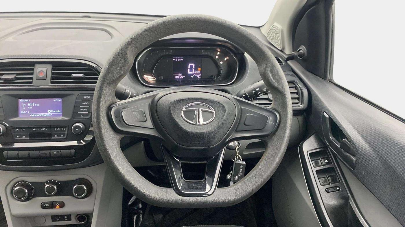2023 Tata Tiago XM CNG, CNG, Manual, 20,497 km, Steering Wheel Close Up