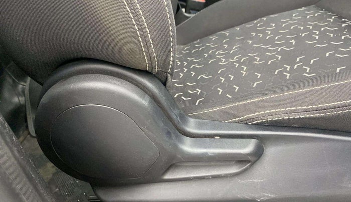 2023 Tata Tiago XM CNG, CNG, Manual, 20,497 km, Driver Side Adjustment Panel