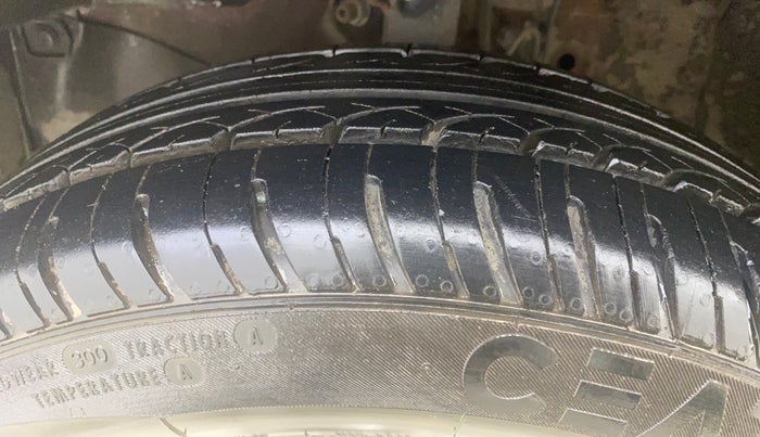 2013 Honda Amaze 1.2L I-VTEC VX AT, Petrol, Automatic, 19,385 km, Left Front Tyre Tread
