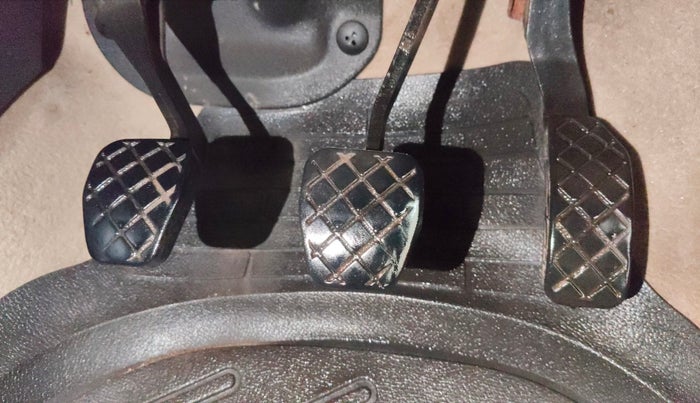 2012 Volkswagen Polo HIGHLINE1.2L, Petrol, Manual, 95,466 km, Pedals