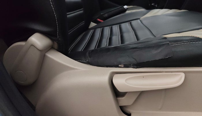 2012 Volkswagen Polo HIGHLINE1.2L, Petrol, Manual, 95,466 km, Driver Side Adjustment Panel