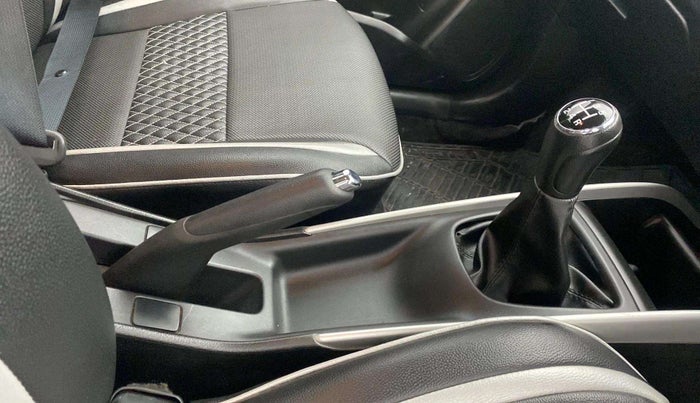 2018 Maruti Baleno DELTA PETROL 1.2, Petrol, Manual, 10,794 km, Gear Lever