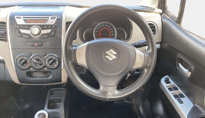 2015 Maruti Wagon R 1.0 VXI, Petrol, Manual, 74,455 km, Steering Wheel Close Up