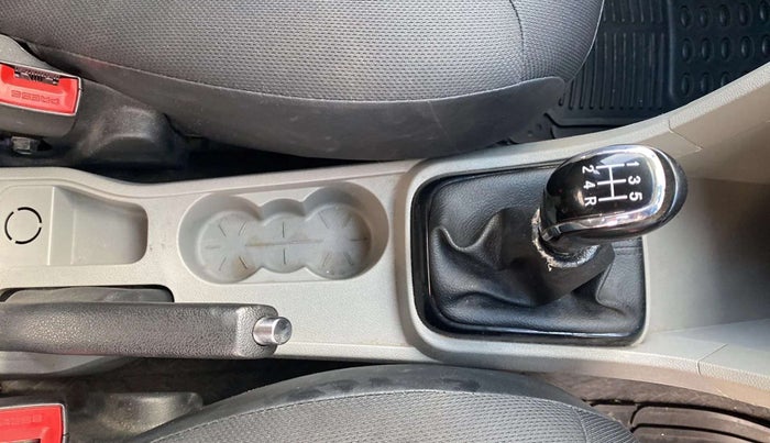 2018 Tata Tiago XM PETROL, CNG, Manual, 44,744 km, Gear Lever