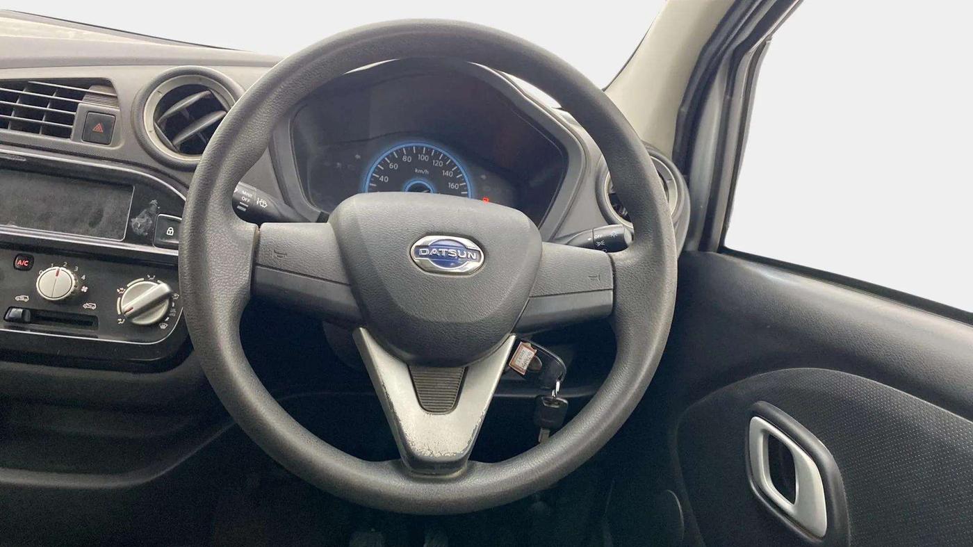 2018 Datsun Redi Go T(O) 1.0 AMT, Petrol, Automatic, 62,284 km, Steering Wheel Close Up