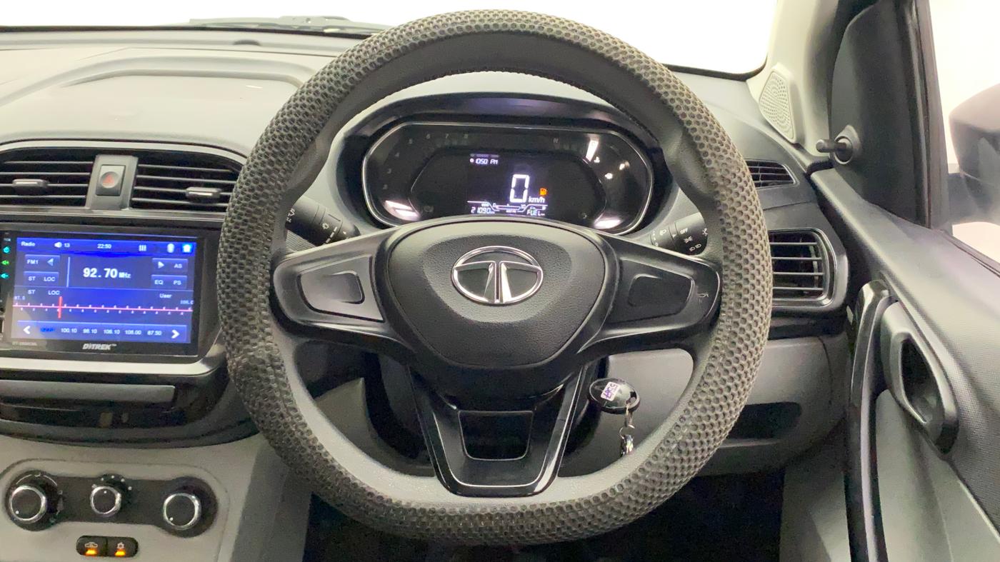 2020 Tata Tiago XE PETROL, Petrol, Manual, 21,271 km, Steering Wheel Close Up