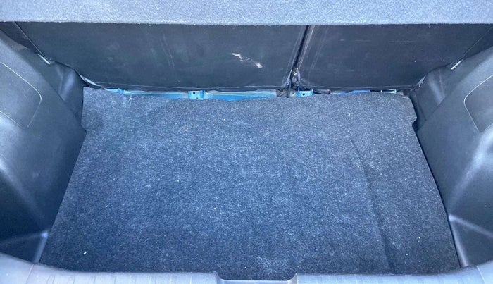 2018 Maruti Baleno DELTA PETROL 1.2, Petrol, Manual, 25,147 km, Boot Inside