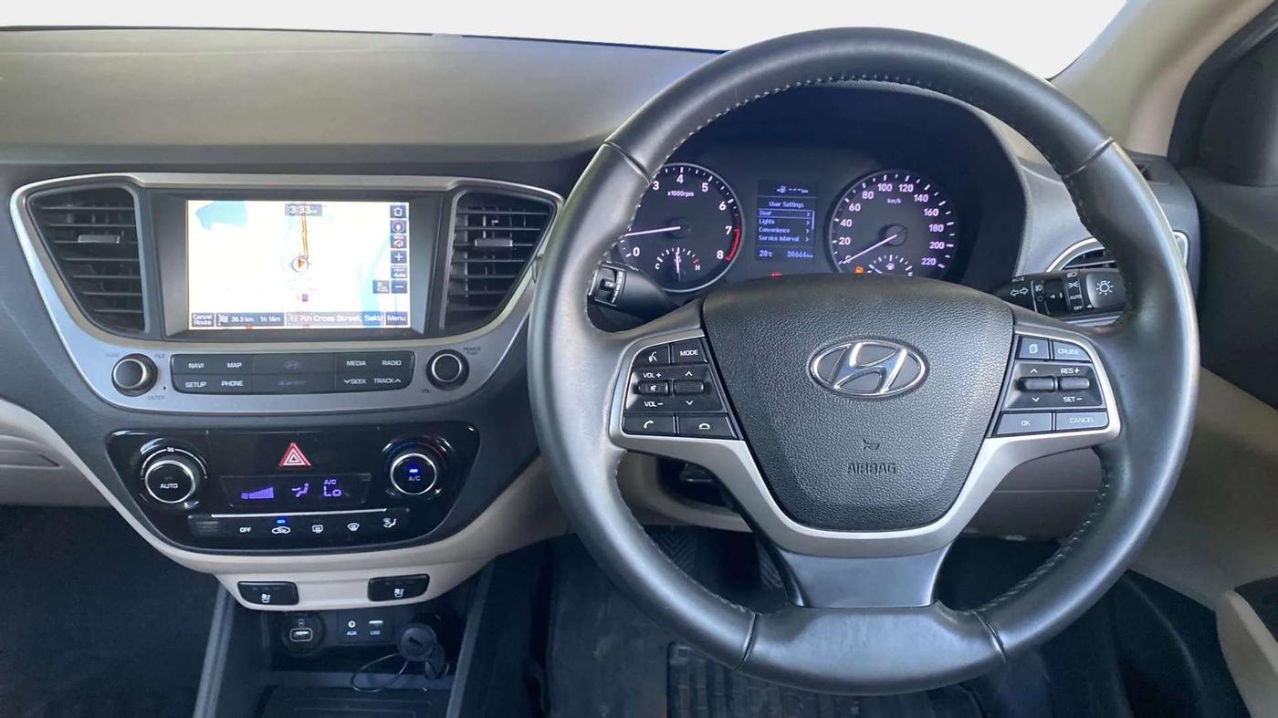 2019 Hyundai Verna 1.6 VTVT SX O, Petrol, Manual, 38,692 km, Steering Wheel Close Up