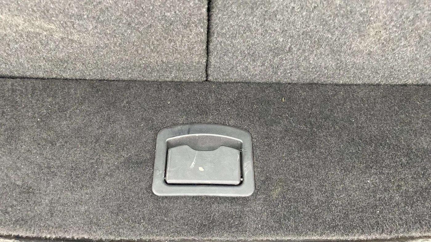 2020 Mahindra XUV500 W7, Diesel, Manual, 51,804 km, Boot Inside