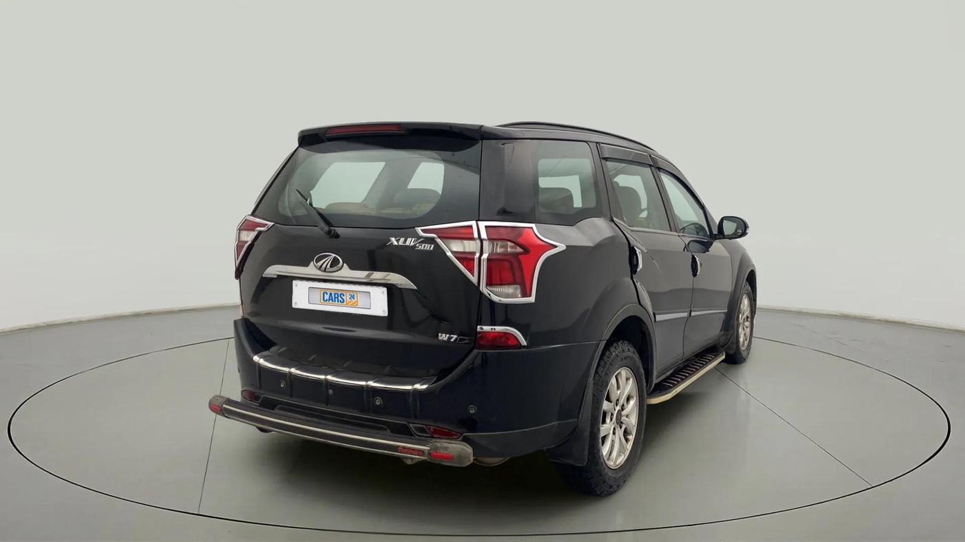 2020 Mahindra XUV500 W7, Diesel, Manual, 51,804 km, Right Back Diagonal