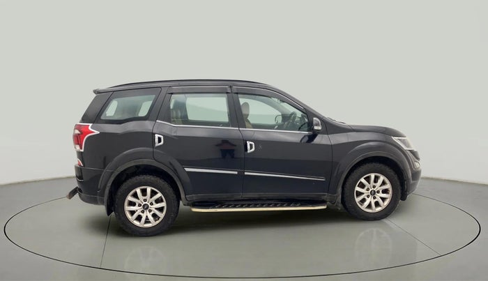 2020 Mahindra XUV500 W7, Diesel, Manual, 51,804 km, Right Side View