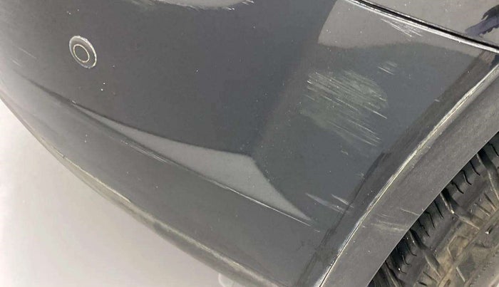 2020 Mahindra XUV500 W7, Diesel, Manual, 51,804 km, Front bumper - Minor scratches