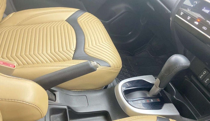 2019 Honda Jazz 1.2L I-VTEC VX CVT, Petrol, Automatic, 28,412 km, Gear Lever