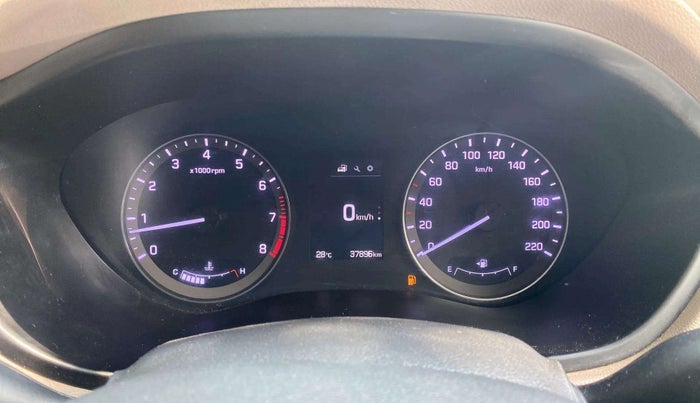 2015 Hyundai Elite i20 ASTA 1.2, Petrol, Manual, 37,990 km, Odometer Image