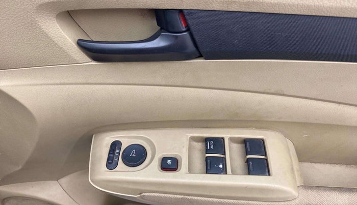 2012 Honda City 1.5L I-VTEC E MT, Petrol, Manual, 33,644 km, Driver Side Door Panels Control