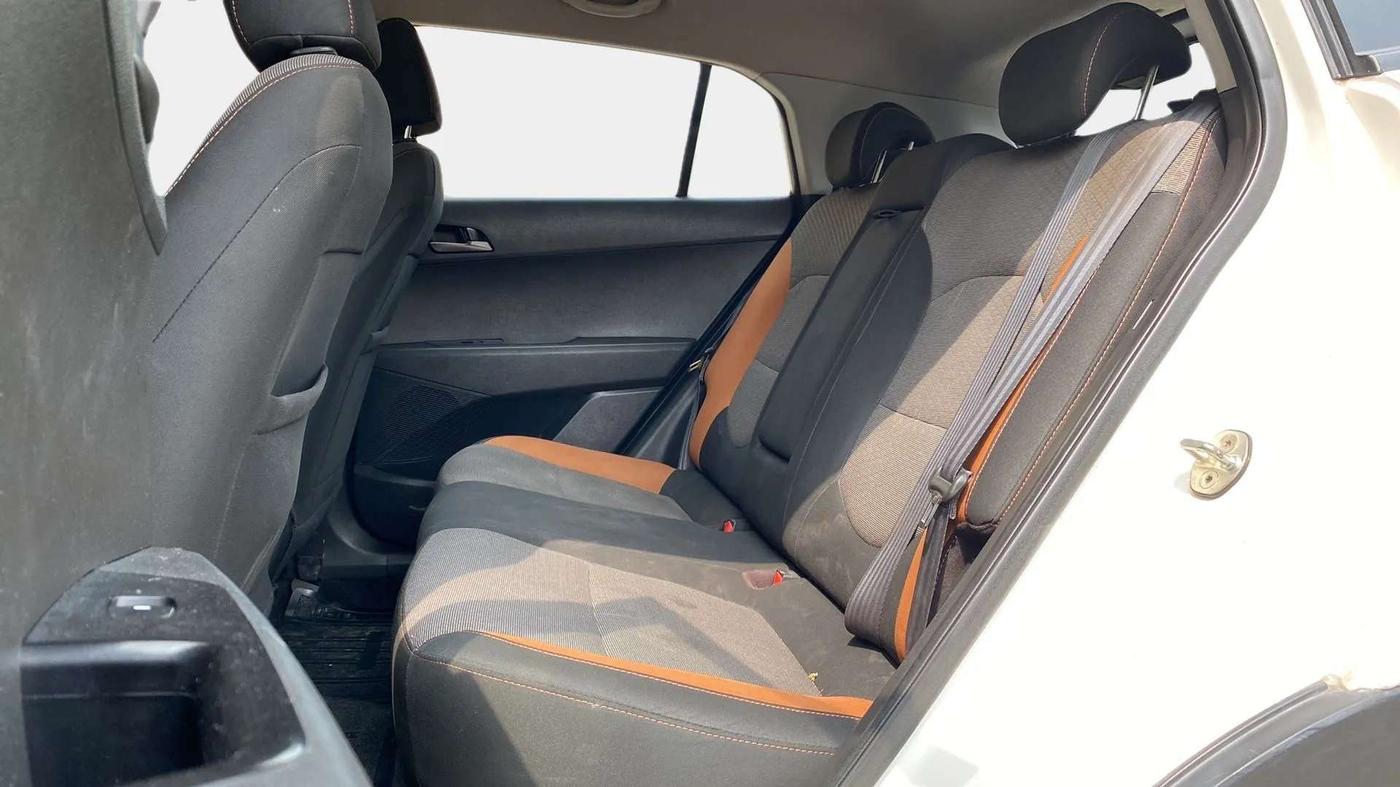 2018 Hyundai Creta SX PLUS 1.6 PETROL SPECIAL EDITION, Petrol, Manual, 83,652 km, Right Side Rear Door Cabin