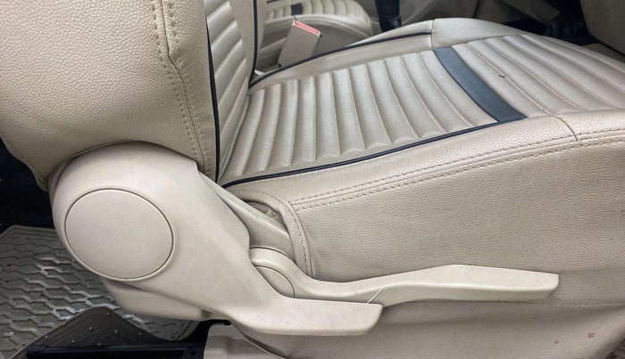 2018 Maruti Dzire ZXI, Petrol, Manual, 45,714 km, Driver Side Adjustment Panel