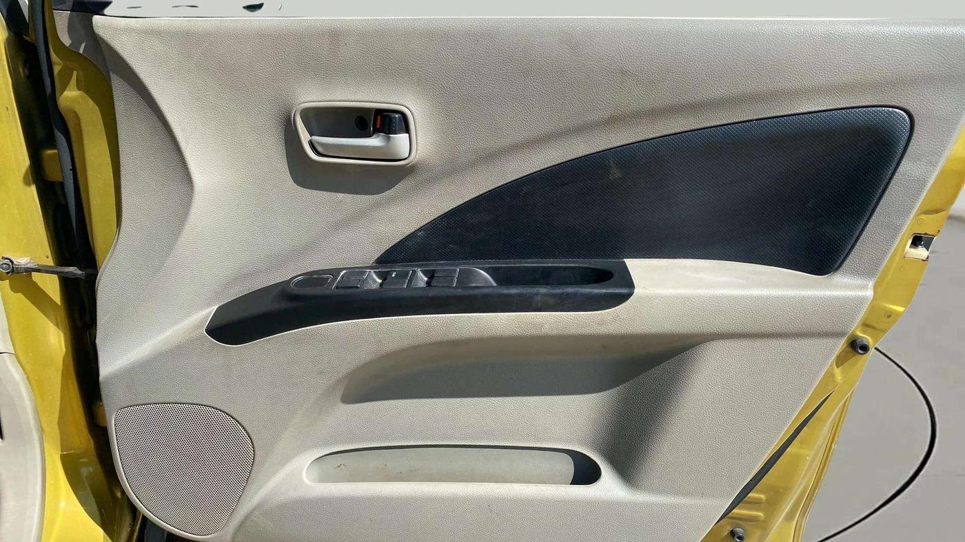 2014 Maruti Celerio VXI AMT, Petrol, Automatic, 67,538 km, Driver Side Door Panels Control