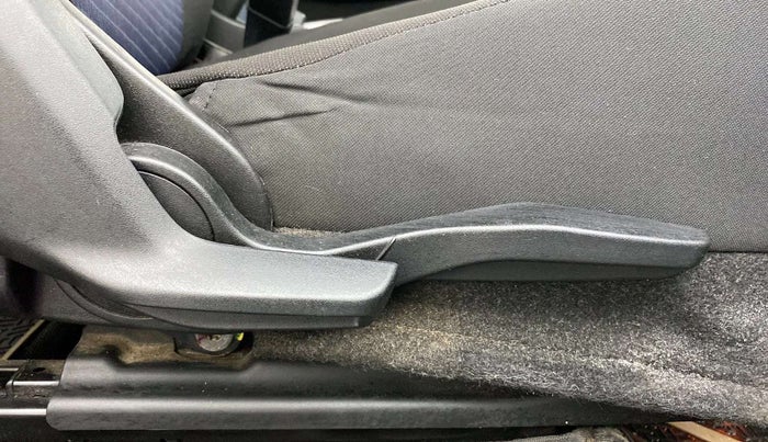 2021 Maruti Baleno ZETA PETROL 1.2, Petrol, Manual, 69,067 km, Driver Side Adjustment Panel