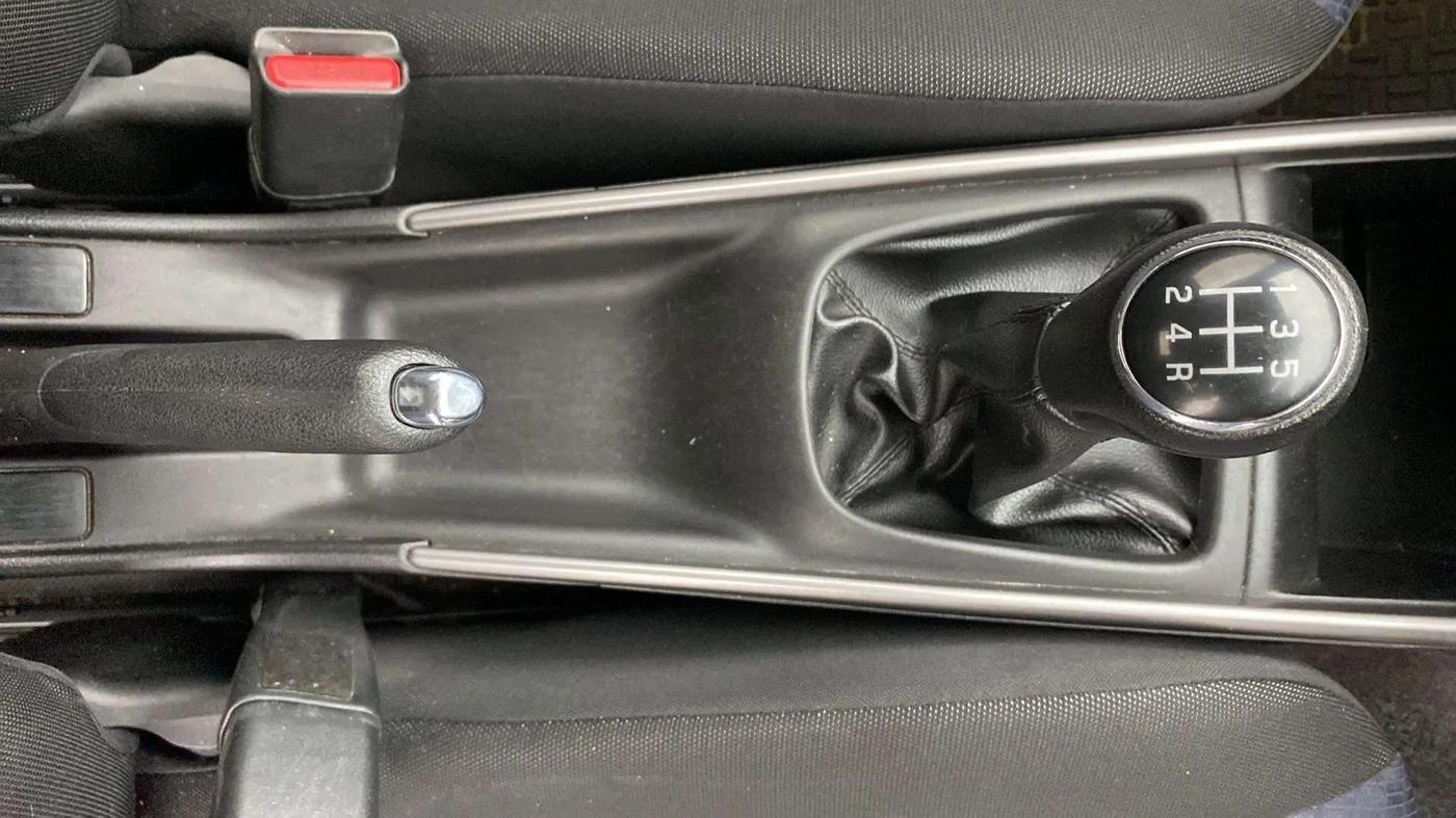 2021 Maruti Baleno ZETA PETROL 1.2, Petrol, Manual, 69,067 km, Gear Lever