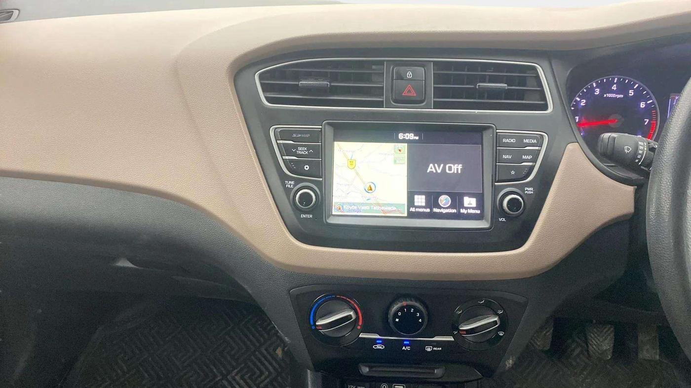 2020 Hyundai Elite i20 SPORTZ PLUS 1.2, Petrol, Manual, 48,816 km, Air Conditioner