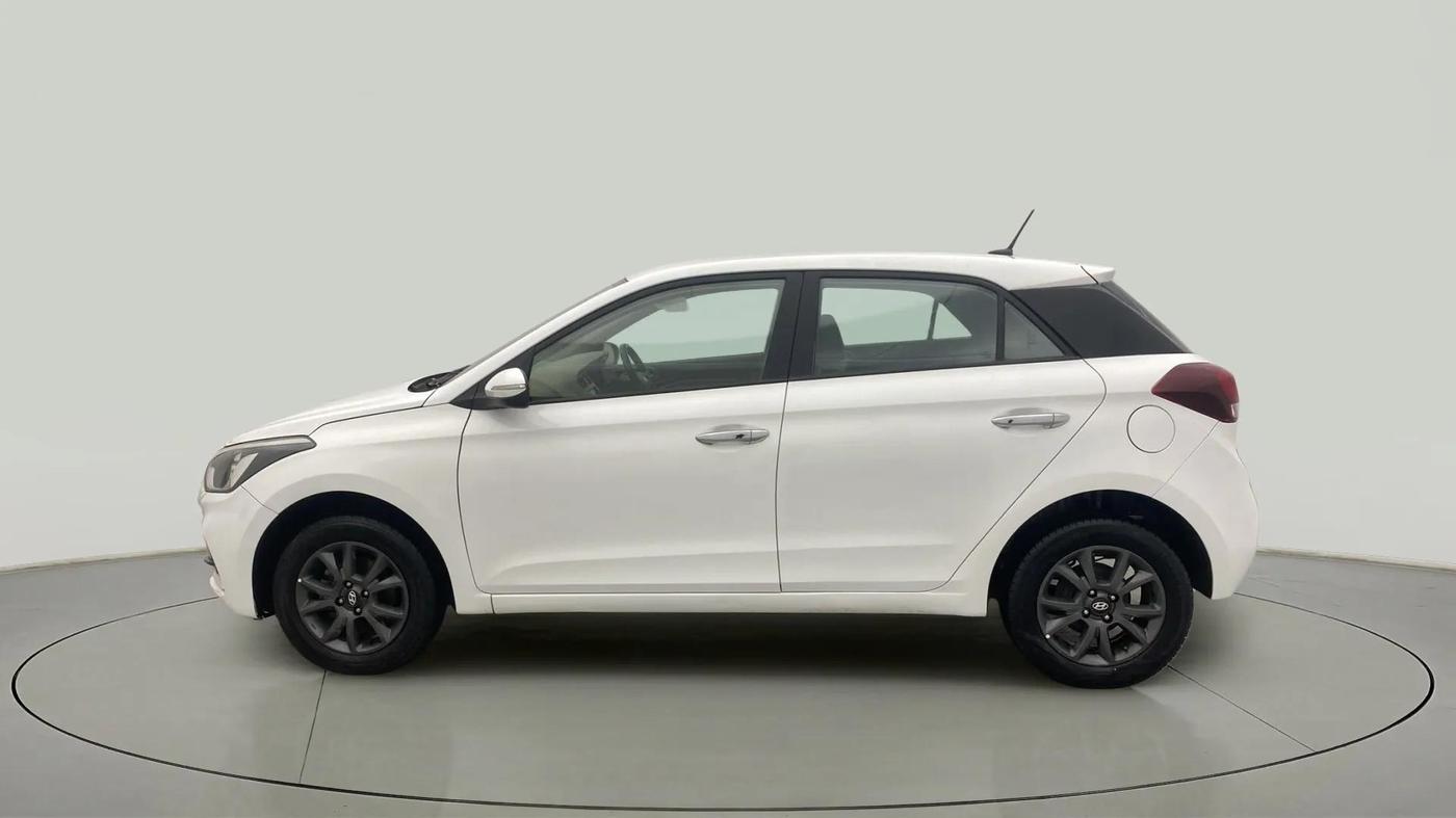 2020 Hyundai Elite i20 SPORTZ PLUS 1.2, Petrol, Manual, 48,816 km, Left Side