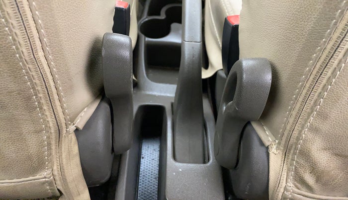 2014 Hyundai i10 MAGNA 1.1, Petrol, Manual, 84,452 km, Driver Side Adjustment Panel