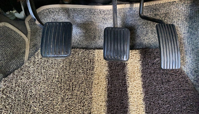 2014 Hyundai i10 MAGNA 1.1, Petrol, Manual, 84,452 km, Pedals