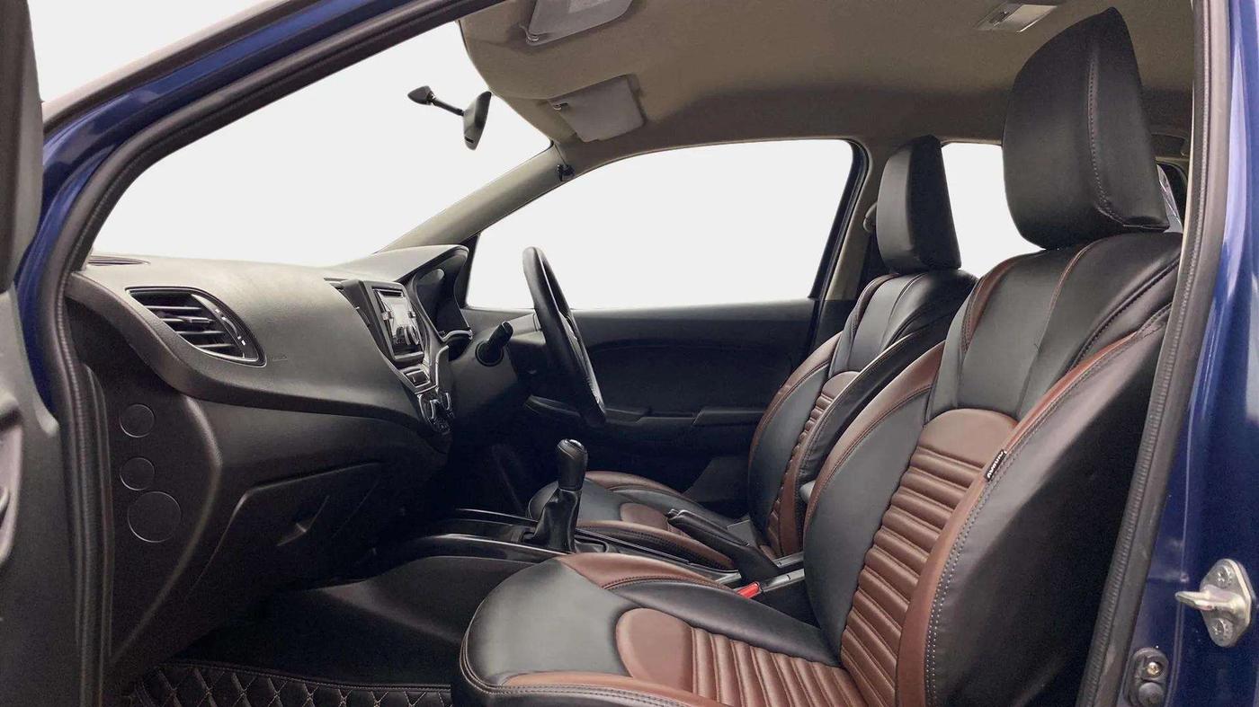 2019 Maruti Baleno SIGMA PETROL 1.2, Petrol, Manual, 41,747 km, Right Side Front Door Cabin