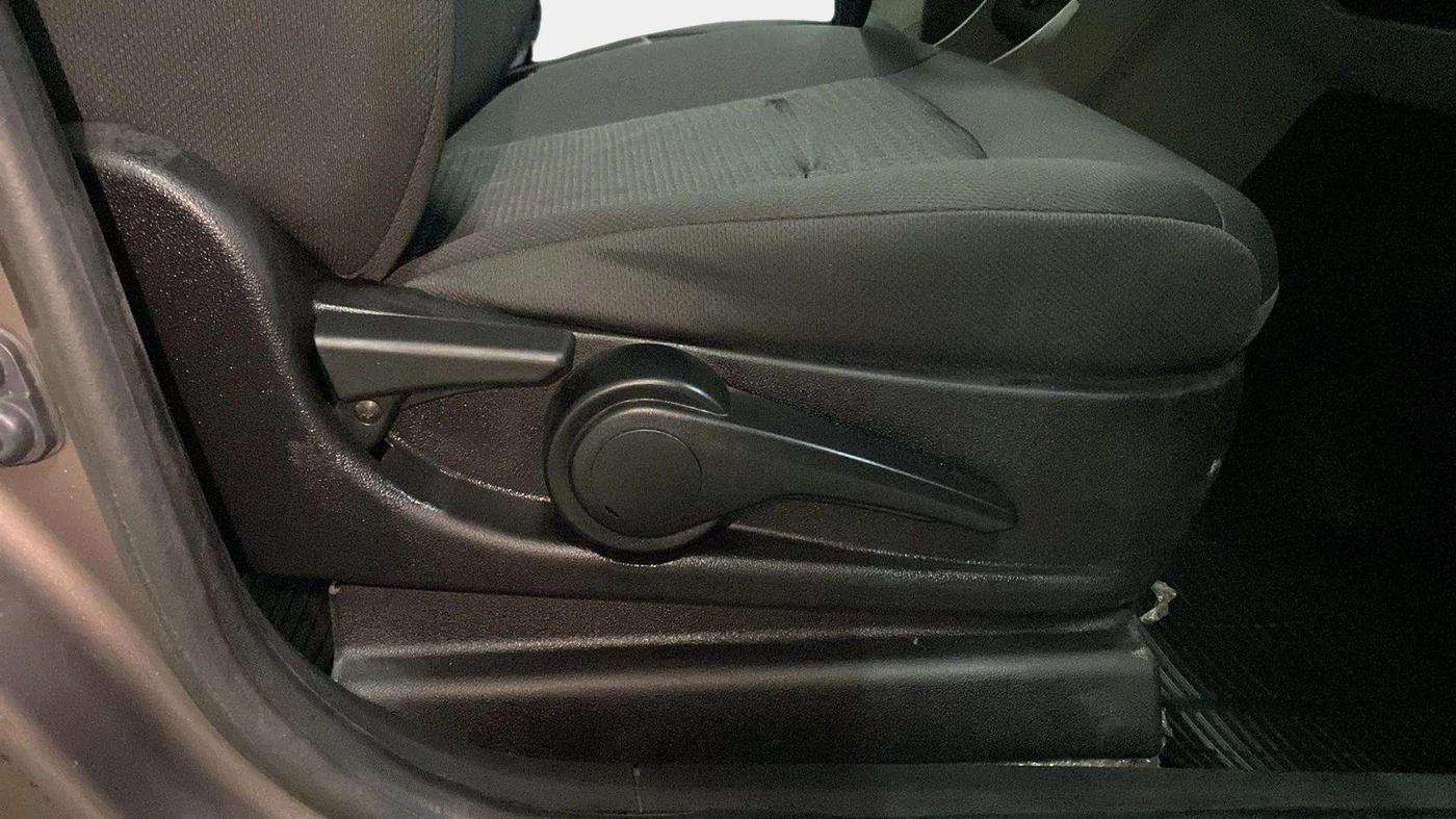 2018 Tata Tiago XZA PETROL, Petrol, Automatic, 47,231 km, Driver Side Adjustment Panel
