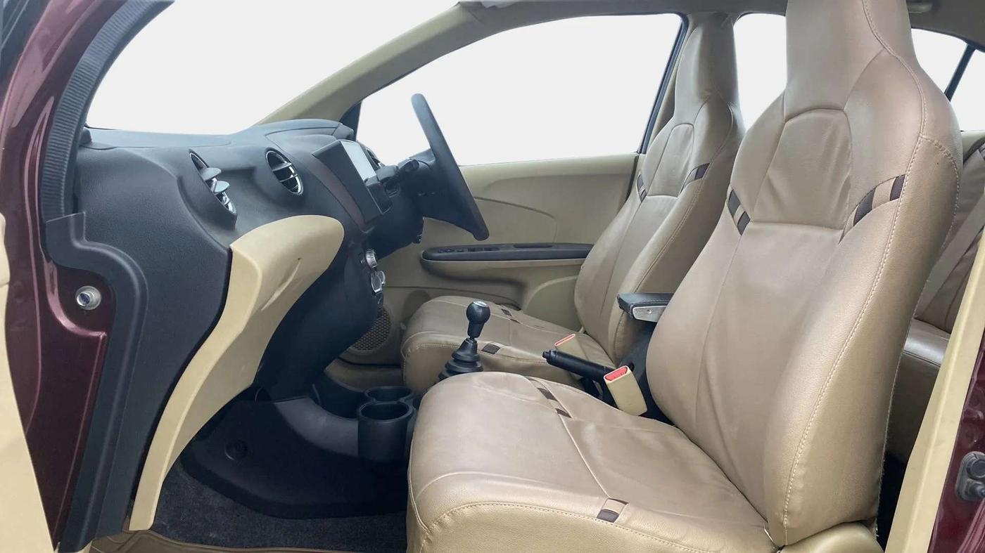 2014 Honda Amaze 1.2L I-VTEC S, Petrol, Manual, 72,973 km, Right Side Front Door Cabin