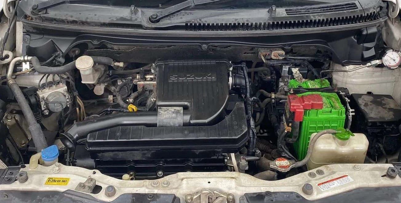 2016 Maruti Ertiga VXI CNG, CNG, Manual, 57,794 km, Open Bonet