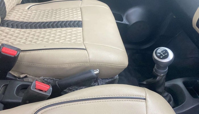 2018 Maruti Wagon R 1.0 VXI+, CNG, Manual, 80,264 km, Gear Lever