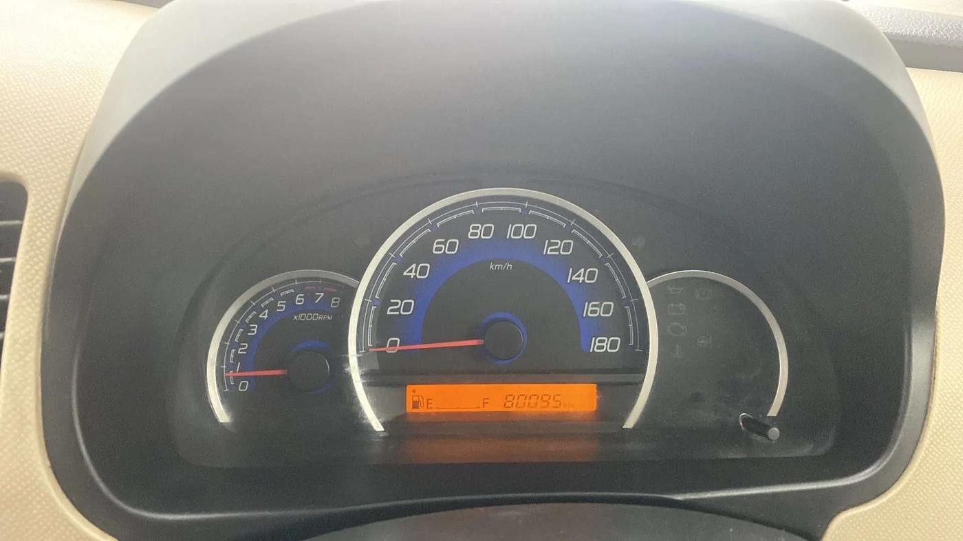 2018 Maruti Wagon R 1.0 VXI+, CNG, Manual, 80,264 km, Odometer Image