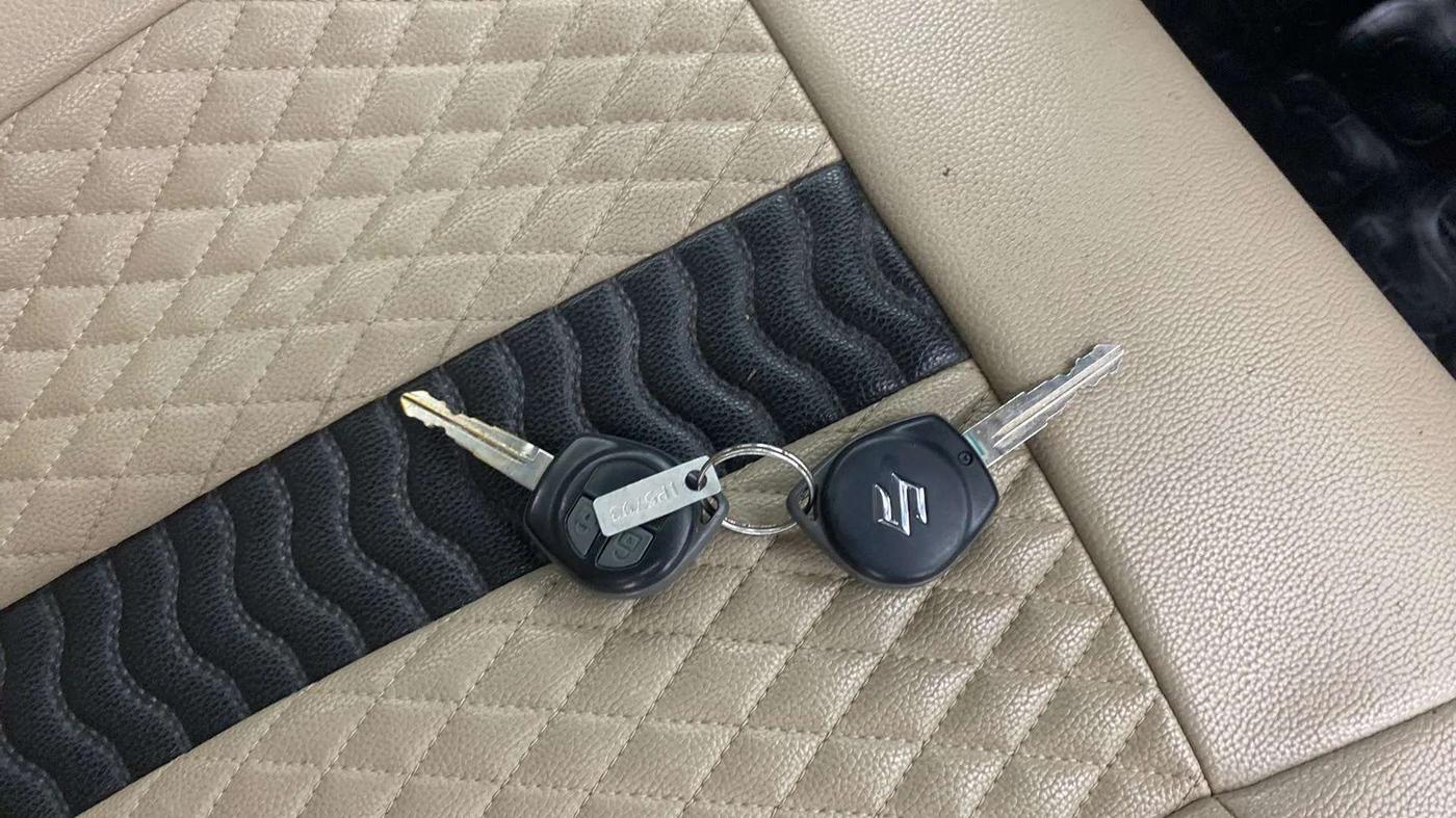 2018 Maruti Wagon R 1.0 VXI+, CNG, Manual, 80,264 km, Key Close Up