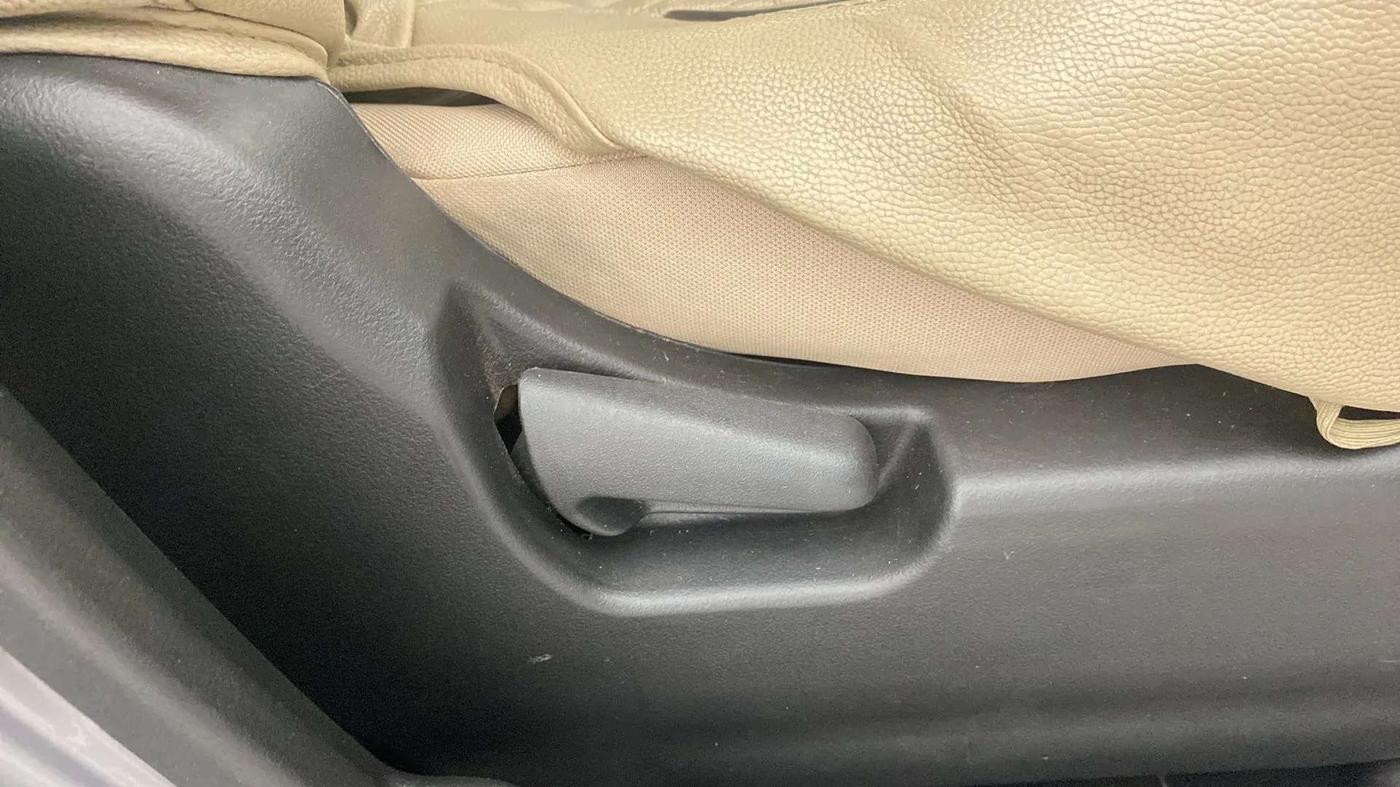2018 Maruti Wagon R 1.0 VXI+, CNG, Manual, 80,264 km, Driver Side Adjustment Panel