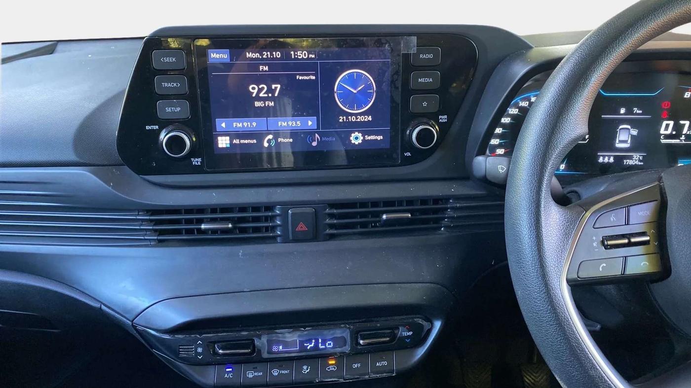 2023 Hyundai NEW I20 SPORTZ 1.2 MT, Petrol, Manual, 17,859 km, Air Conditioner