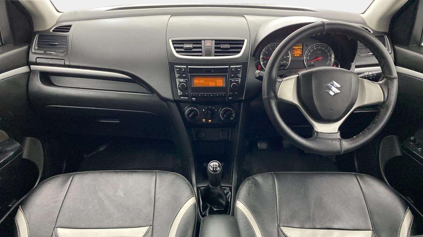 2016 Maruti Swift VXI, Petrol, Manual, 40,529 km, Dashboard