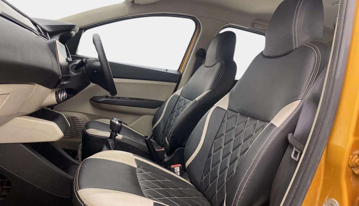 2021 Renault TRIBER RXT, Petrol, Manual, 25,875 km, Right Side Front Door Cabin