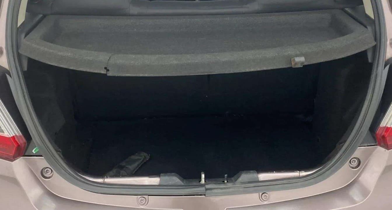 2016 Tata Tiago XT PETROL, Petrol, Manual, 49,032 km, Boot Inside