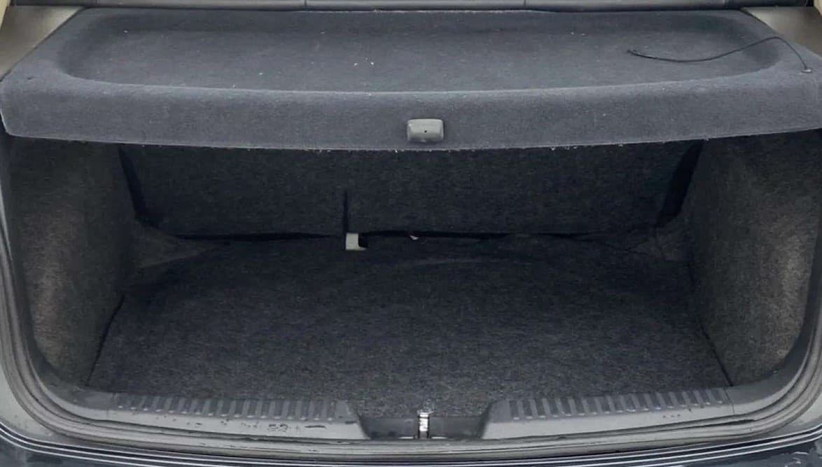 2014 Volkswagen Polo HIGHLINE1.5L, Diesel, Manual, 62,203 km, Boot Inside